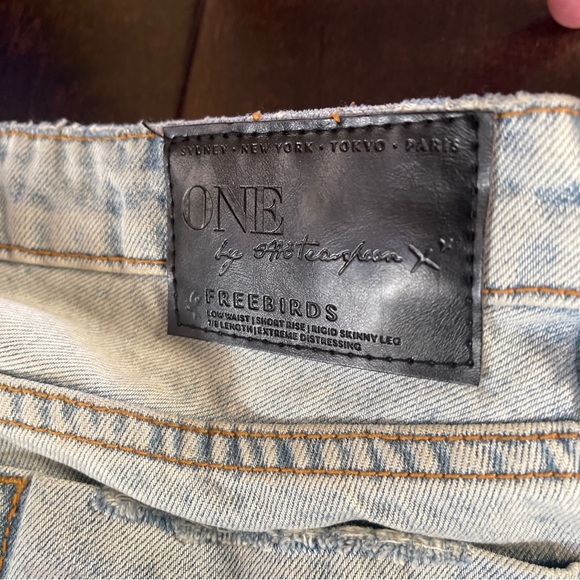 One Teaspoon Freebirds Ladies Destroyed Denim Jeans - Size 26 —- 7/8 Length - Picture 5 of 5